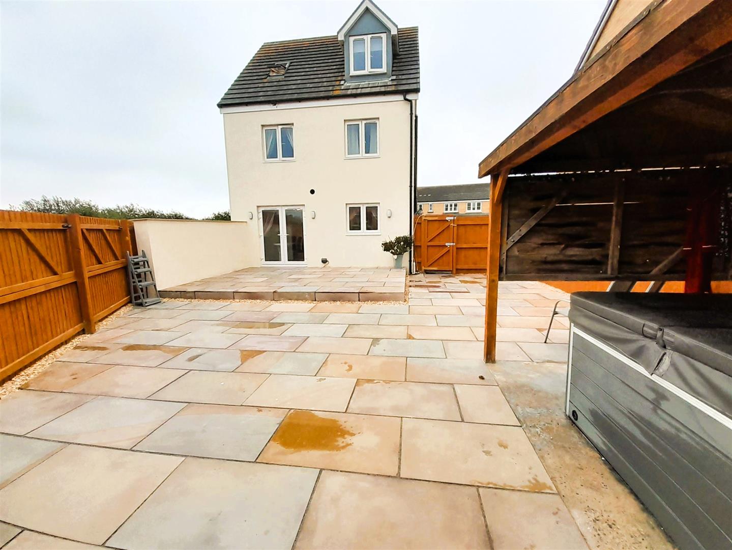 Ffordd Y Meillion, Llanelli, SA15 2EX